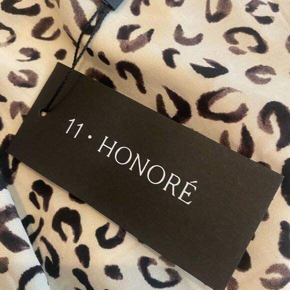 Saks | Women’s Halter Top | Crop Top animal print sleeveless flowy top NWT… - Picture 8 of 9